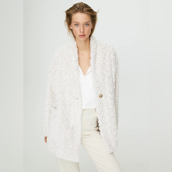 Wilfred free plush coat | Size L 🤍 - Picture 11 of 12